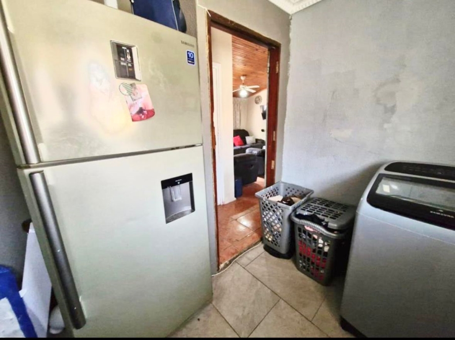 3 Bedroom Property for Sale in Sunnyridge Eastern Cape